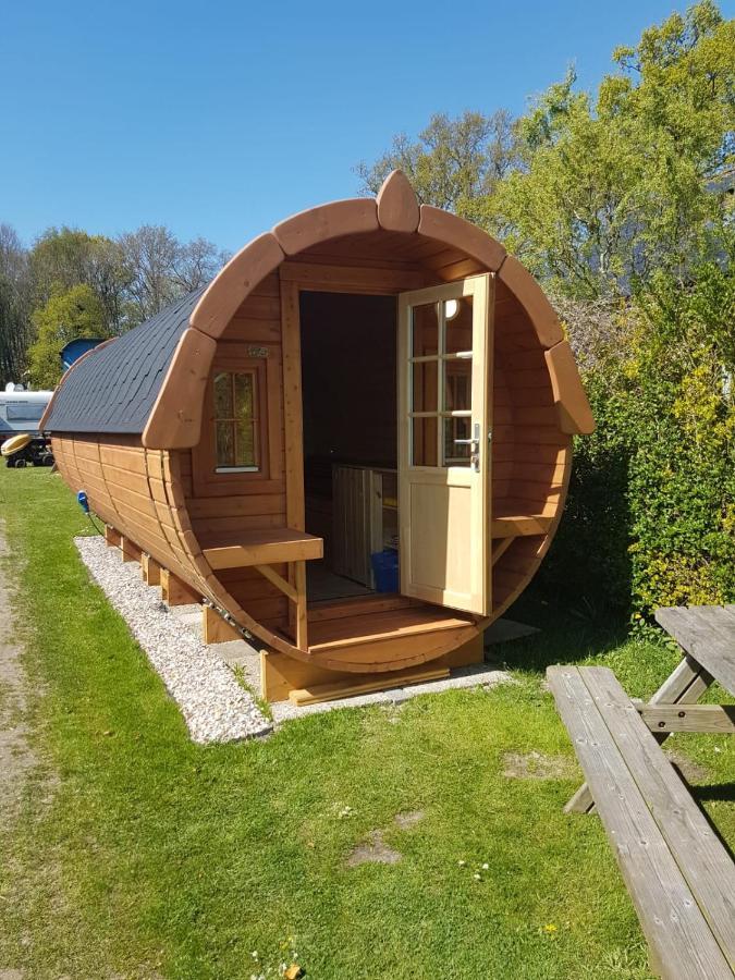 Hotel Barrel In Oostvoorne Exterior foto